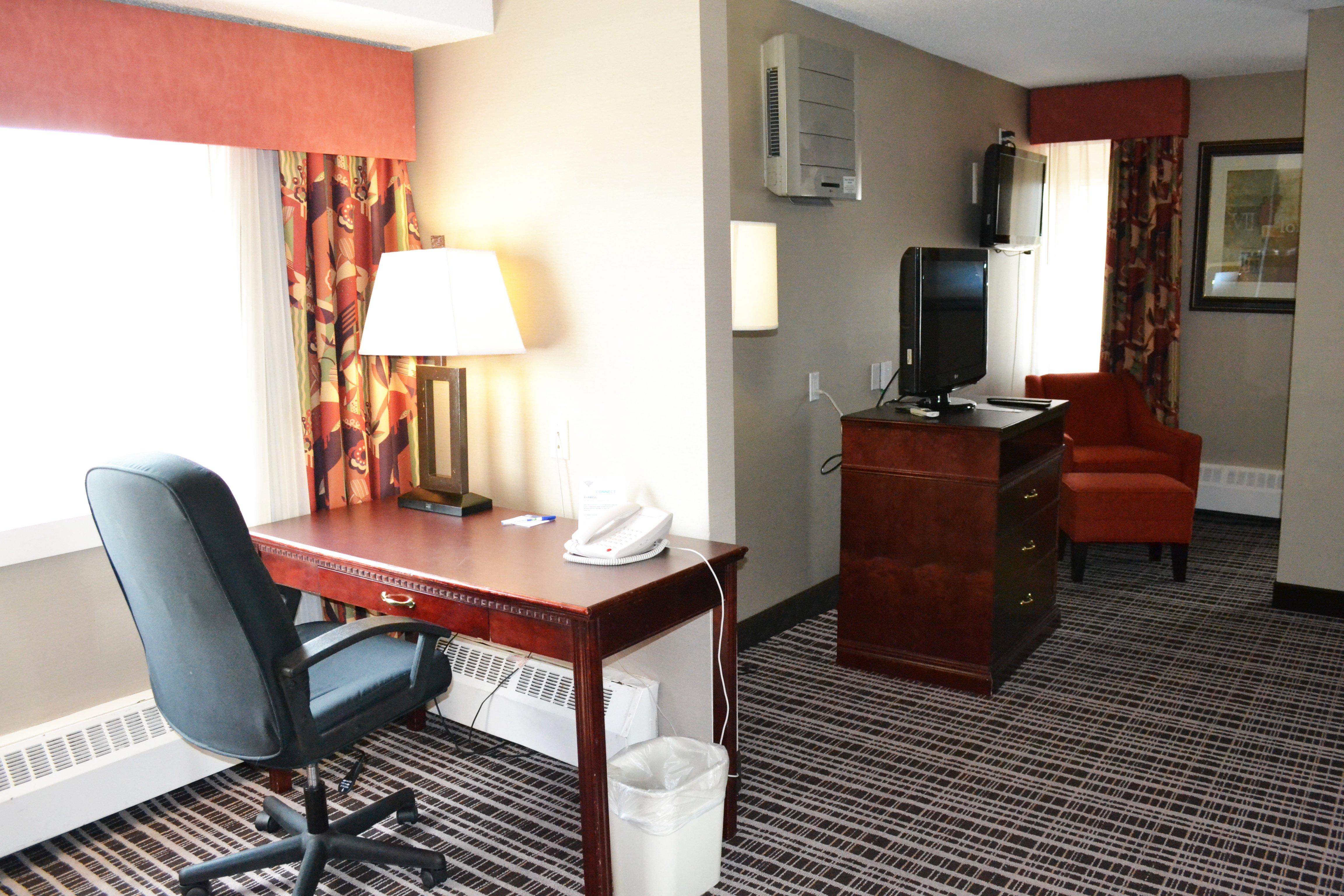 Holiday Inn Express Red Deer By Ihg Exteriér fotografie