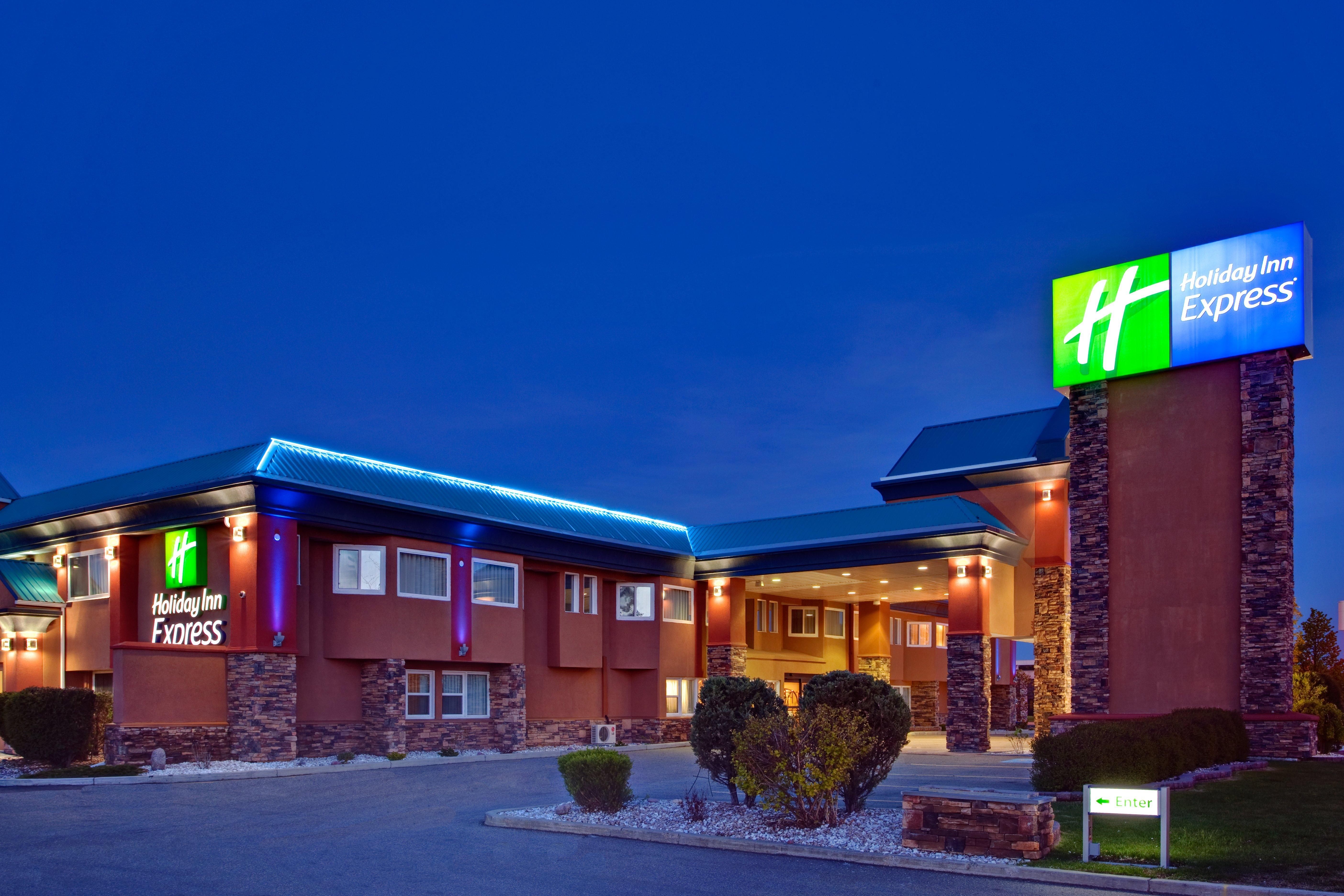 Holiday Inn Express Red Deer By Ihg Exteriér fotografie