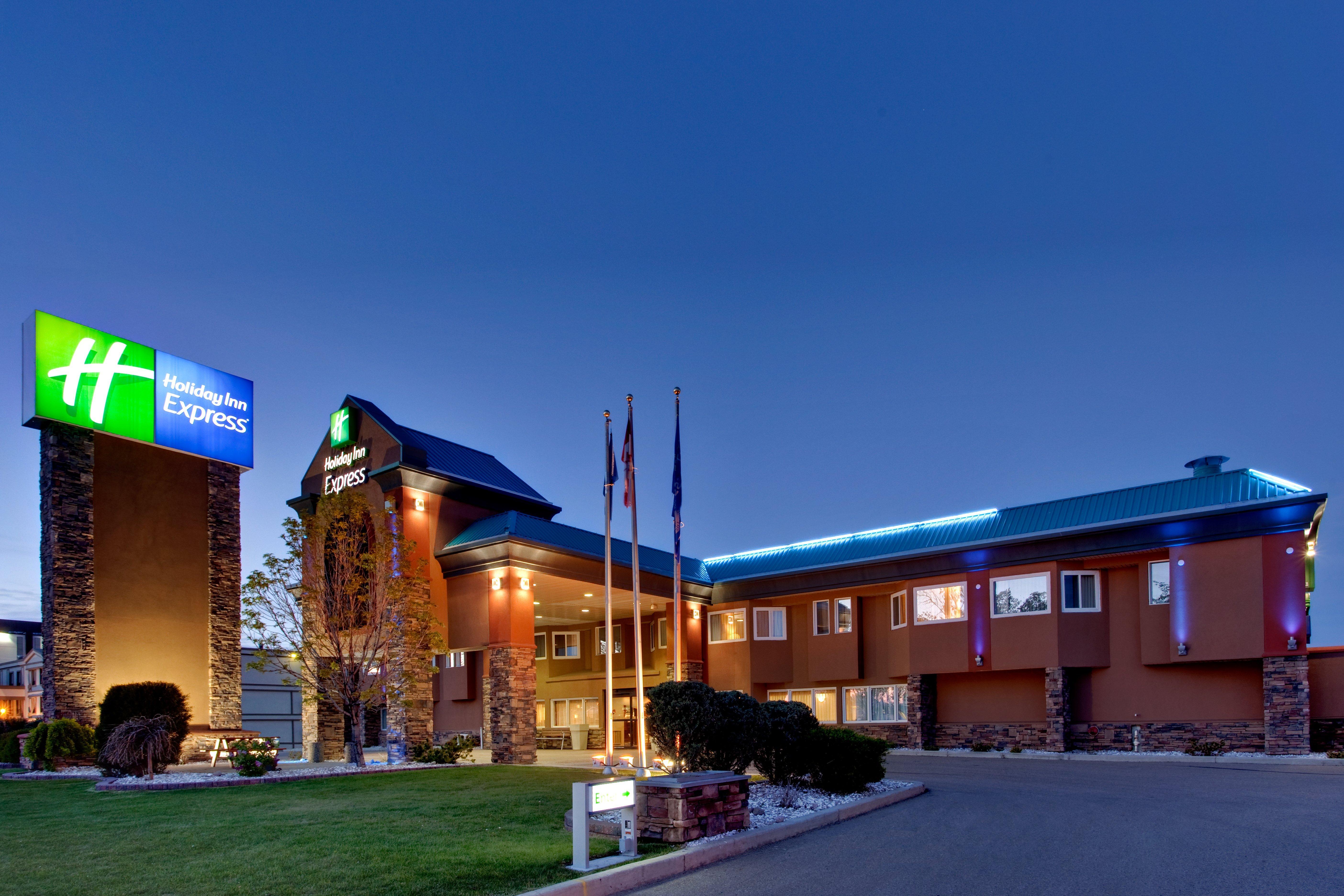 Holiday Inn Express Red Deer By Ihg Exteriér fotografie