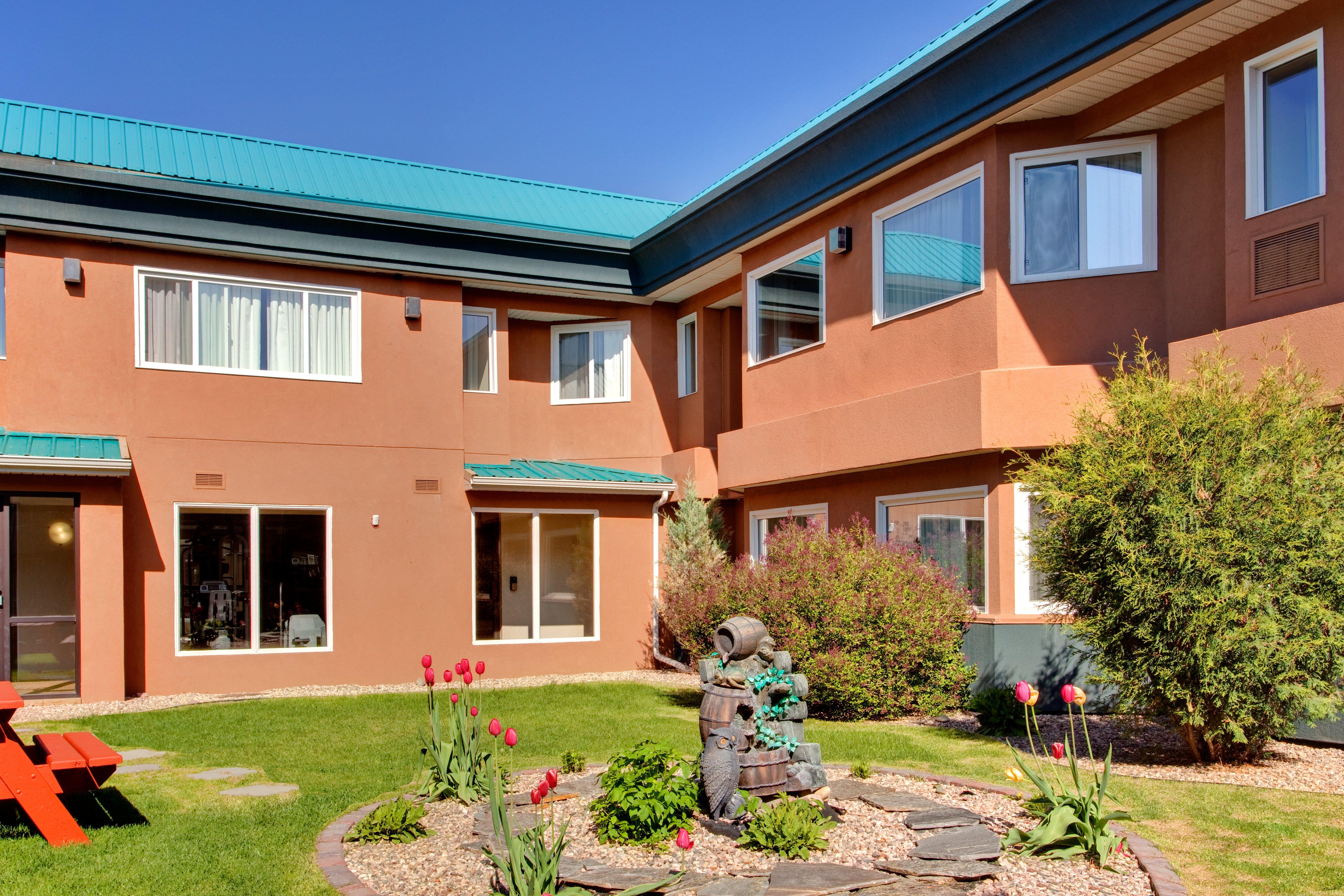 Holiday Inn Express Red Deer By Ihg Exteriér fotografie