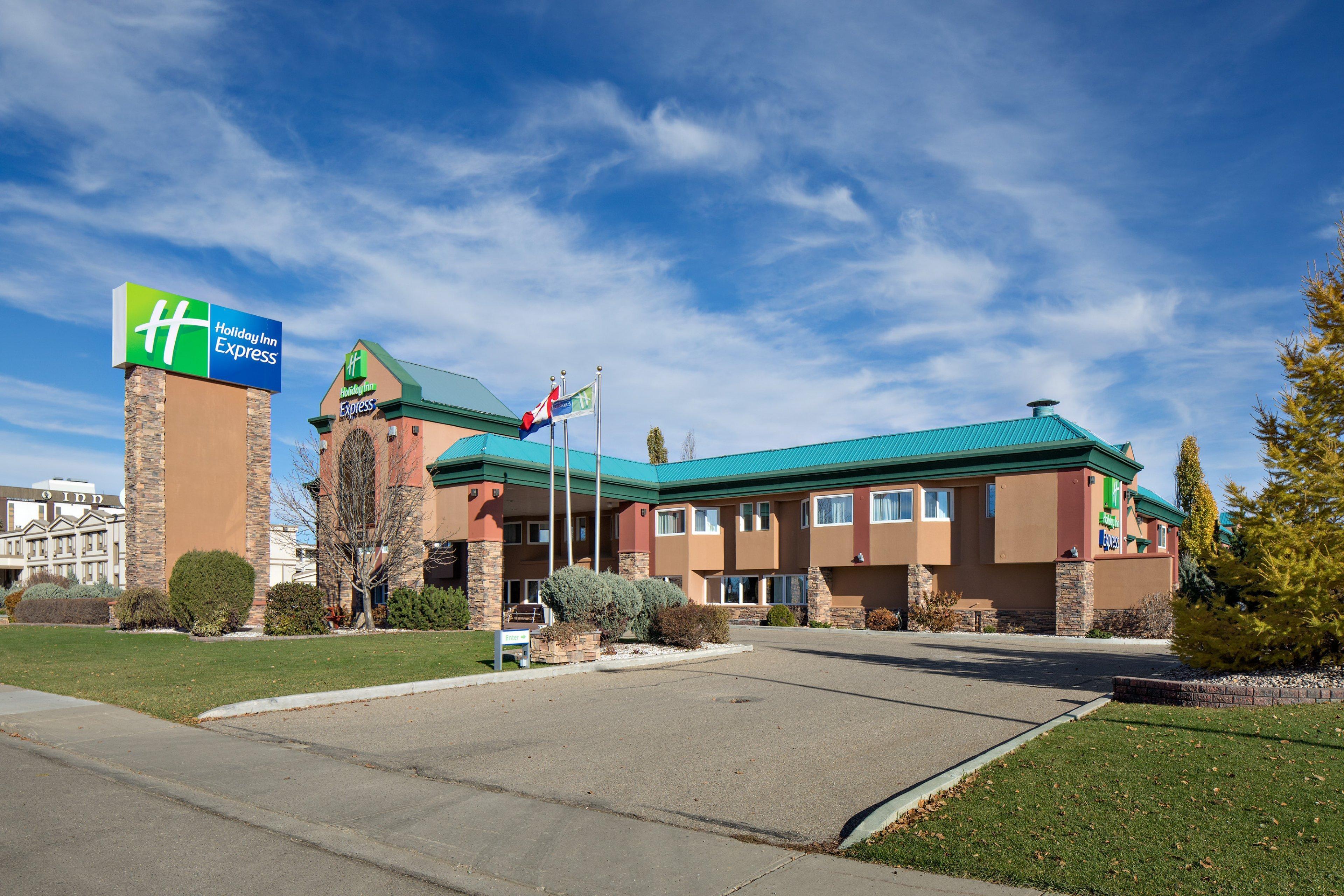 Holiday Inn Express Red Deer By Ihg Exteriér fotografie