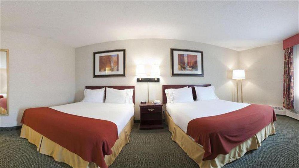 Holiday Inn Express Red Deer By Ihg Exteriér fotografie